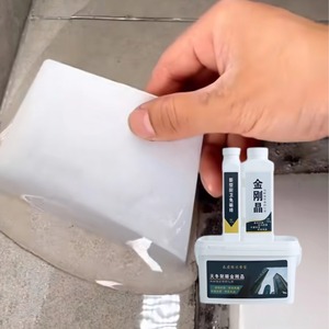 Revêtement imperméable de tuile de polymère clair pour la réparation de <span class=keywords><strong>fuite</strong></span> de salle de bains avec l'agent imperméable invisible transparent de polyurée - Product Image 2