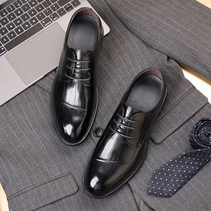 Zapatos de Cuero para Hombre, Otoño 2025, Estilo Británico, de Piel Vacuna de Primera Calidad, con Cordones, Punta en Pico, que Aumentan la Estatura - Product Image 3