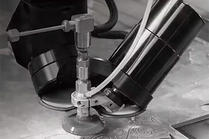 Machine de découpe à jet d'eau pure 5 axes CNC 2040 avec 19 % de réduction, machine de découpe à jet d'eau de qualité alimentaire pour gâteaux - Product Image 6