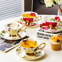 Ensemble de tasses à café en porcelaine fine européenne de luxe, tasses en céramique haute température personnalisables pour bureau, restaurant, intérieur et décoration de la maison