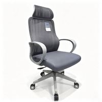 Chaise de bureau pivotante grande taille avec dossier haut rembourré, support lombaire réglable et accoudoirs rembourrés