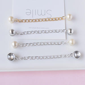 Aksesoris Ponsel Bling-bling, Gantungan Kunci Desainer Bermerek dengan Hiasan Logo dan Berlian Imitasi, Kerajinan DIY, Aksesoris Logam Mewah untuk Sepatu 0002 - Product Image 5