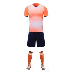 2023 Beste Kwaliteit Nieuwe Ontwerp Voetbal Kits Ademende Mesh Sportkleding Voor Mannen Voetbal Jersey Met Team Logo - Product Image 5