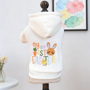 เสื้อฮู้ดดี้อีสเตอร์ชิ้นแรกสำหรับสัตว์เลี้ยง สีขาว ปักลาย สำหรับสุนัขและแมว เสื้อผ้าสัตว์เลี้ยงสำหรับฤดูใบไม้ผลิ - Product Image 1