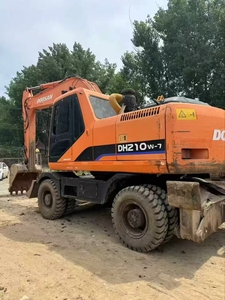 Excavadora de Ruedas Doosan DH210W-7 Disponible, DH150W DH210W en Venta Inmediata - Product Image 2