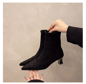 Botas Altas de Mujer para Otoño y Primavera, Nuevas Botas de Media Pantorrilla con Estampado de Leopardo y Combinación de Colores, Tacón Alto y Delgado - Product Image 4