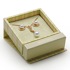 Perfect Color Creative Design Suede Leatherette PaperJewelry <b>Gift</b> <b>Box</b> Ring Pendant Bracelet Package Cartboard <b>Box</b> - Product Image 5