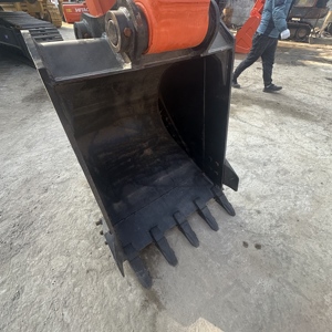 Hitachi Zaxis120 d'occasion en excellent état, faible nombre d'heures, peinture d'origine, bien entretenue, fonctionnement stable, haute efficacité, prix avantageux, prête à être expédiée - Product Image 6