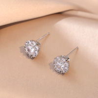 Vente flash : Ensemble de bijoux en acier inoxydable rotatif avec chaîne à maillons, boucles d'oreilles en cristal CZ, bague et collier rond en zircon cubique glacé