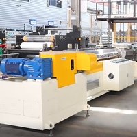 Machine de revêtement adhésif en caoutchouc butyle entièrement automatique avec extrudeuse pour membranes EPDM et ruban en aluminium
