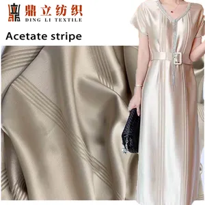 Hohe qualität plain rosa garn gefärbt satin streifen metallic streifen polyester viskose acetat faser stoff für pyjamas kleid hemd