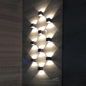 Lujo Led cuadrado moderno montado arriba abajo jardín sala de estar pared hogar habitación decoración impermeable lámpara de luz de pared al aire libre - Product Image 5