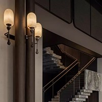 Applique murale de luxe en albâtre avec abat-jour capsule en laiton brossé, double éclairage LED chaud, pour hôtel, villa, salon, chambre, entrée, décoration artistique