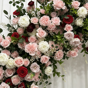 Arco Floral de Seda Color Vino Tinto con Eucalipto para Decoración de Fondo de Boda en Jardín al Aire Libre - Product Image 4