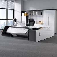 Mobili da Ufficio Moderni e di Lusso, Scrivania per Manager e CEO, Design Verniciato, Combinazione Scrivania e Sedia
