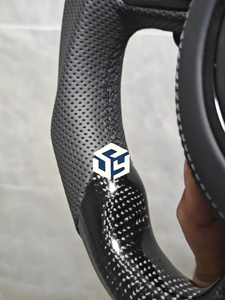 Volante in Pelle Nera/ Nero Lucido/ LED in Fibra di Carbonio per <span class=keywords><strong>Audi</strong></span> A3 A4 B8 A5 B8 A6 C6 A7 C7 A8 D4 Q5 S7 - Product Image 5