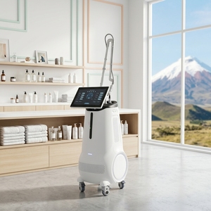 Machine CO2 Fractionnée CE à Chaudement Recherchée pour le Resserrement Cutané, l'Élimination des Nævus par Impulsions, le Resurfaçage Cutané et le Nettoyage du <span class=keywords><strong>Visage</strong></span> avec Brosse – <span class=keywords><strong>Prix</strong></span> Compétitif - Product Image 1