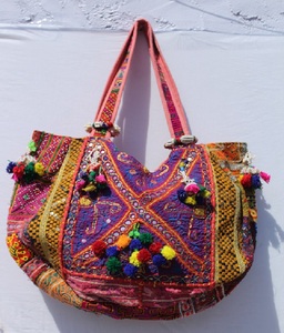 Sac à bandoulière ethnique indien Banjara brodé à la main 2026, pochette colorée bohème grande capacité avec fermeture éclair, imperméable - Product Image 1