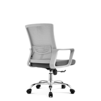 Chaise d'attente grise Chaise de réunion de conférence de bureau avec dossier moyen pour les visiteurs Équipement de bureau Chaise ergonomique en maille