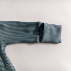 Nouveau <span class=keywords><strong>pyjama</strong></span> côtelé de style long pour enfants Vif et léger plein de vitalité et de vivacité Barboteuses mignonnes et adorables pour bébés - Product Image 6