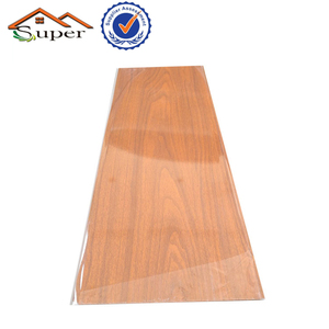 <span class=keywords><strong>Faux</strong></span> <span class=keywords><strong>plafond</strong></span> en PVC dans la <span class=keywords><strong>salle</strong></span> <span class=keywords><strong>de</strong></span> <span class=keywords><strong>bain</strong></span> - Product Image 3