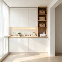 Meuble de salle de bain moderne sur mesure pour appartement, avec porte en rotin, étagère ouverte, éclairage LED sous l'armoire, comptoir en pierre, évier sans poignée, OEM ODM