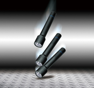 Lampe torche LED rechargeable en aluminium 495 lm, étanche IP66, alimentation 6 V CC, 2 piles AA, avec sangle de transport, pour plongée d'urgence, portable - Product Image 4