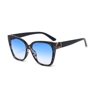 Nuevas Gafas de Sol de Ojo de Gato con Marco Completo, Estilo Europeo Americano, para Mujer, Protección UV400, Modelo 9660, Fabricadas en Taizhou - Product Image 5