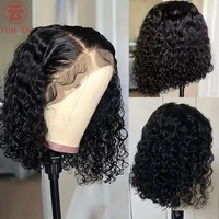 Perruque courte bouclée avec raie au milieu et dentelle frontale |   Style de tressage en spirale/torsion |   Perruque noire à boucles serrées pour femmes