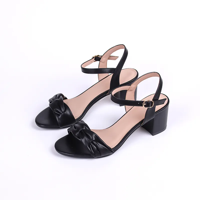 Nouvelles sandales d'été à lanières épaisses tout-en-un noires et à bout ouvert pour femmes