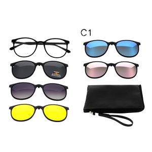<span class=keywords><strong>Gafas</strong></span> <span class=keywords><strong>con</strong></span> <span class=keywords><strong>Clip</strong></span> Magnético, <span class=keywords><strong>Gafas</strong></span> <span class=keywords><strong>Deportivas</strong></span>, Juego 5 en 1, <span class=keywords><strong>Gafas</strong></span> de Sol <span class=keywords><strong>con</strong></span> <span class=keywords><strong>Clip</strong></span> Espejadas - Product Image 2