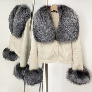 Nouveau style hiver européen et américain, poncho en daim et fourrure avec col en fourrure de raton laveur surdimensionné, <span class=keywords><strong>court</strong></span>, pour femme, streetwear, mode sexy - Product Image 6