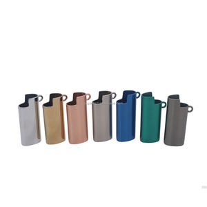 Vente en gros de différentes couleurs de porte-<span class=keywords><strong>briquet</strong></span> Mini J5 couvercle de manchon de <span class=keywords><strong>briquet</strong></span> en métal avec trous de porte-clés - Product Image 1