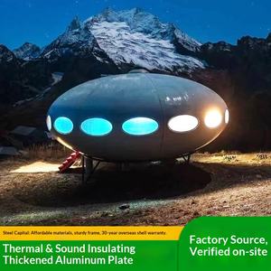 Hébergement à thème vaisseau spatial UFO, hôtel mobile, petite capsule spatiale, maison de style montagne et désert - Product Image 1