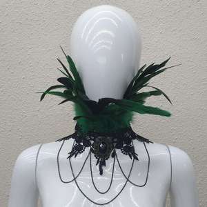 قلادة نسائية من الريش مع ريش أسود ودانتيل، إكسسوار لأزياء الهالوين التنكرية، مريحة للبالغين - Product Image 3