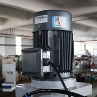 Riveteuse manuelle de haute qualité Presse à poinçonner pneumatique Machine à riveter automatique pour pièces métalliques