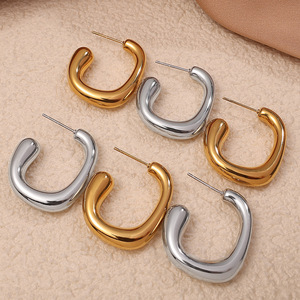 Pendientes de Aro Geométricos en Oro y Plata, Forma Irregular, Joyería de Moda - Product Image 3