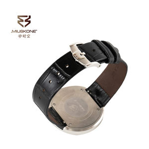 Un Grand Fabricant Produit des Montres en Acier Inoxydable avec Mouvements Mécaniques - Product Image 5