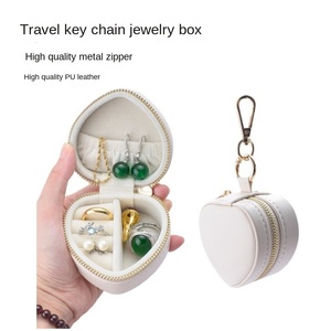 Sunshine Cross-border Nouveau Porte-clés à fermeture éclair <span class=keywords><strong>en</strong></span> PU de style coré<span class=keywords><strong>en</strong></span>, mini boîte de rangement pour bijoux <span class=keywords><strong>en</strong></span> forme de cœur pour la salle de sport et les sorties - Product Image 1