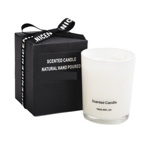 Vela aromática en frasco de vidrio blanco y negro, hecha a mano con cera de soja, sin humo, para decoración del hogar. - Product Image 4