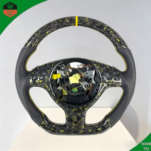Volant en fibre de carbone léger adapté à la <span class=keywords><strong>Ford</strong></span> <span class=keywords><strong>Fiesta</strong></span> MK7 MK 7.5 <span class=keywords><strong>ST</strong></span>/<span class=keywords><strong>ST</strong></span> <span class=keywords><strong>Line</strong></span>/<span class=keywords><strong>ST</strong></span> 200/Vignale/Active Racing Style - Product Image 3