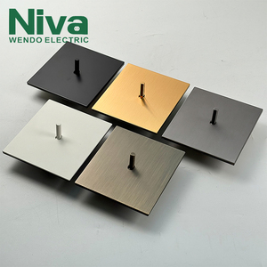 Interrupteurs muraux à bascule Niva en acier inoxydable, 1 interrupteur, prise électrique standard britannique pour la maison - Product Image 1