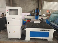 Machine de découpe CNC 3 axes avec table à vide pour le bois, le PVC et les panneaux en mousse, système de contrôle Mach3/NC Studio/DSP, moteur et pompe