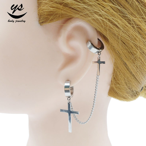 Boucles d'oreilles <span class=keywords><strong>Double</strong></span> Huggie en acier inoxydable à la mode avec croix en forme de numéro religieux Style chrétien cadeau de fiançailles de fête de mariage - Product Image 1
