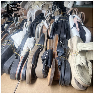 S14 Vente en Gros d'Usine Chaussures et Sandales d'Occasion Mixtes pour Femme de Corée Balles de Chaussures à Talons Hauts Tendance de Seconde Main pour Femme - Product Image 6