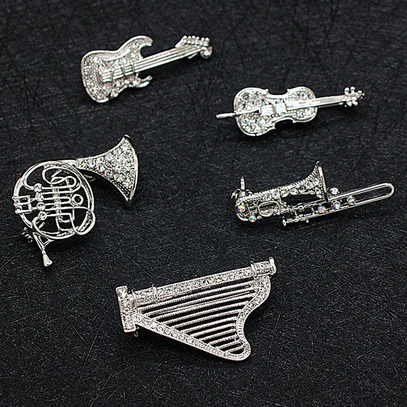 Broches pour Instruments de musique en strass pour femmes et hommes, saxophone, violon, harpe, Trombone, collier de guitare, broche, bijoux, cadeaux tendance