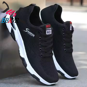 Zapatillas deportivas Yatai para hombre, transpirables, antideslizantes, calzado deportivo para correr. - Product Image 2