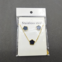 Conjunto de Collar, Pulsera y Aretes de Trébol de Cinco Hojas con Forma de Flor de la Suerte, Chapado en Oro de 18k, de Acero Inoxidable, para Mujer