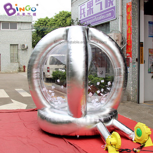 Máquina inflable promocional para atrapar dinero, cubo inflable personalizado para recoger dinero, cabina publicitaria inflable para dinero con soplador - Product Image 2