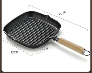 Flat Bottom 22cm Square Shape Roasting Bbq <strong>Grill</strong> Skillet Cast Iron Beef Steak <strong>Frying</strong> <strong>Pan</strong> With Wooden Handle - Product Image 2